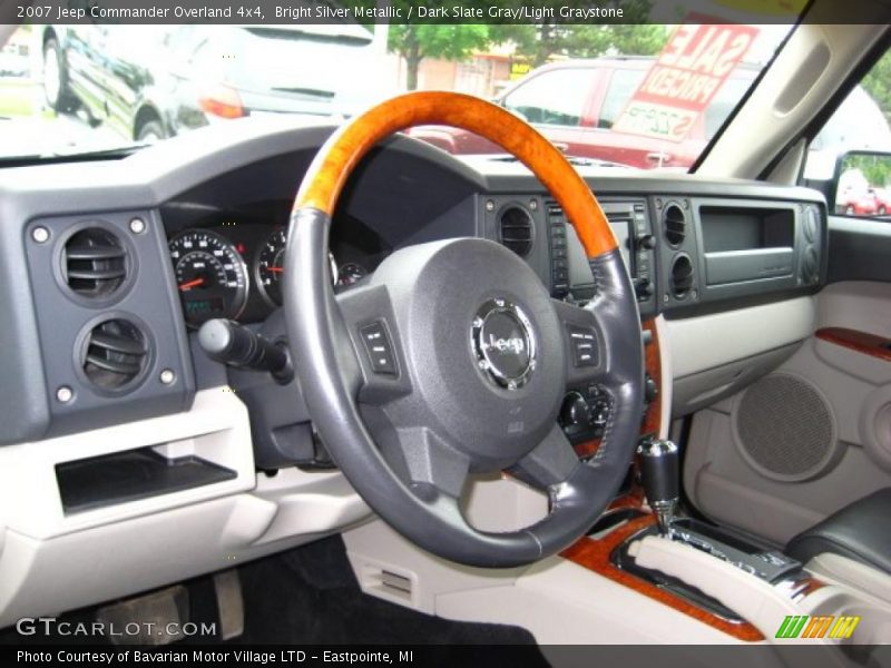 Bright Silver Metallic / Dark Slate Gray/Light Graystone 2007 Jeep Commander Overland 4x4