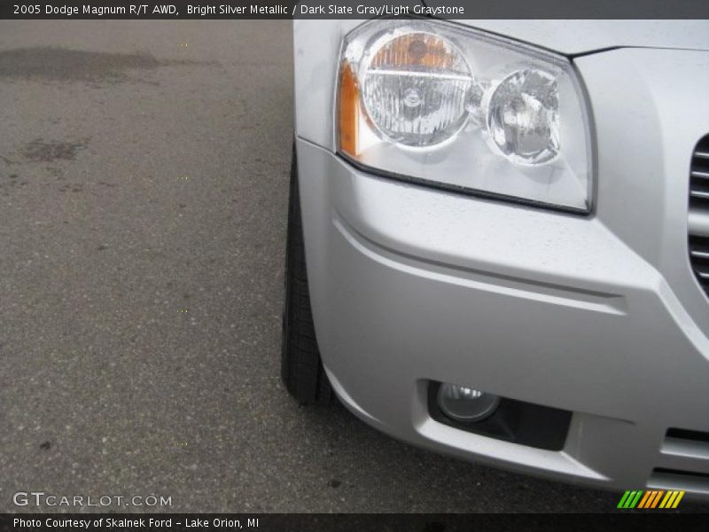 Bright Silver Metallic / Dark Slate Gray/Light Graystone 2005 Dodge Magnum R/T AWD