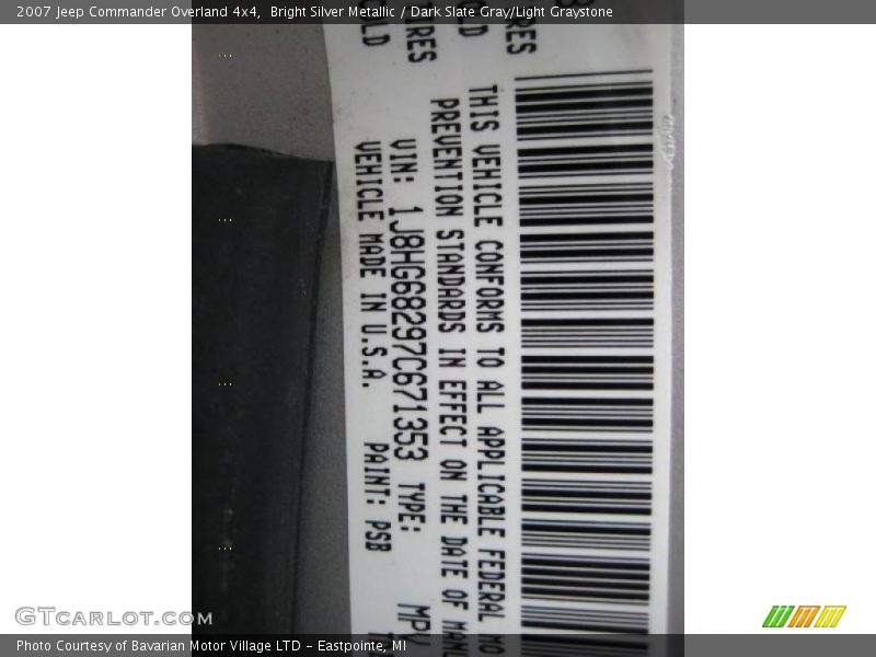 Bright Silver Metallic / Dark Slate Gray/Light Graystone 2007 Jeep Commander Overland 4x4