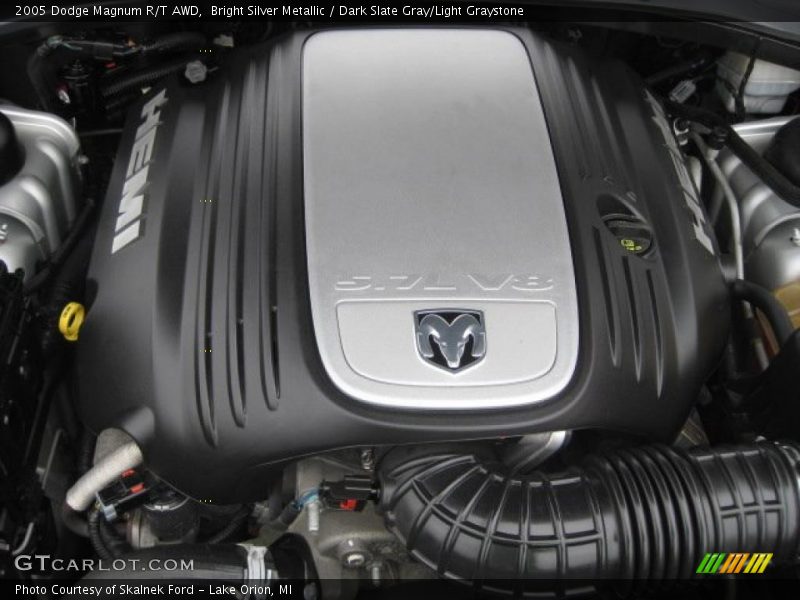 Bright Silver Metallic / Dark Slate Gray/Light Graystone 2005 Dodge Magnum R/T AWD