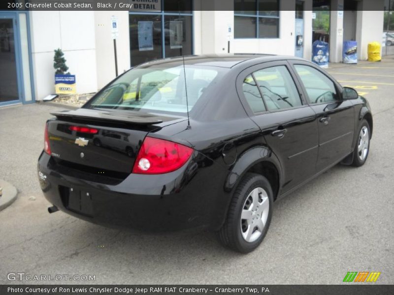 Black / Gray 2005 Chevrolet Cobalt Sedan