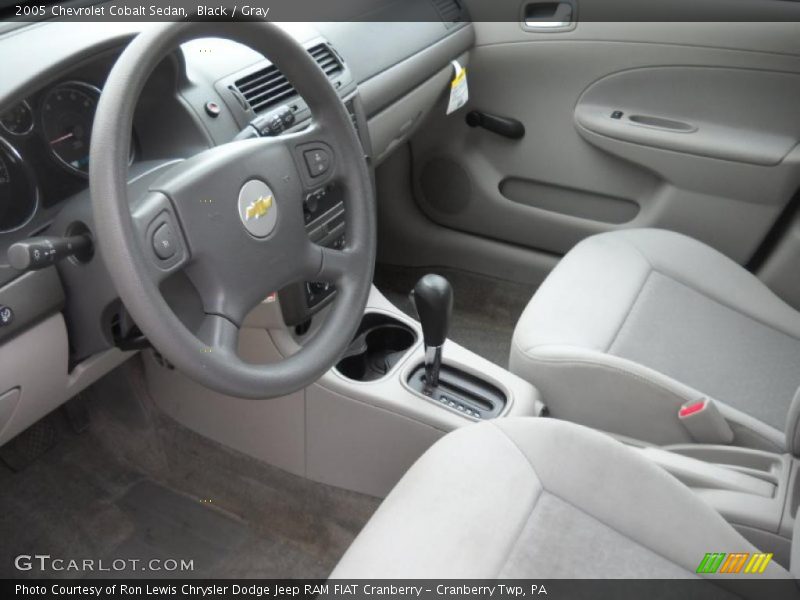 Black / Gray 2005 Chevrolet Cobalt Sedan