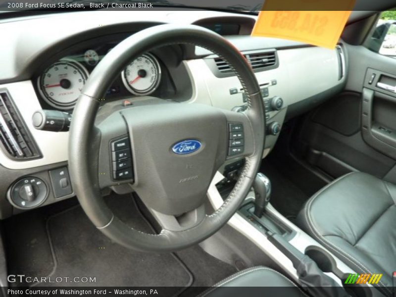 Black / Charcoal Black 2008 Ford Focus SE Sedan