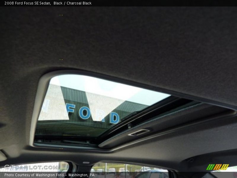 Black / Charcoal Black 2008 Ford Focus SE Sedan