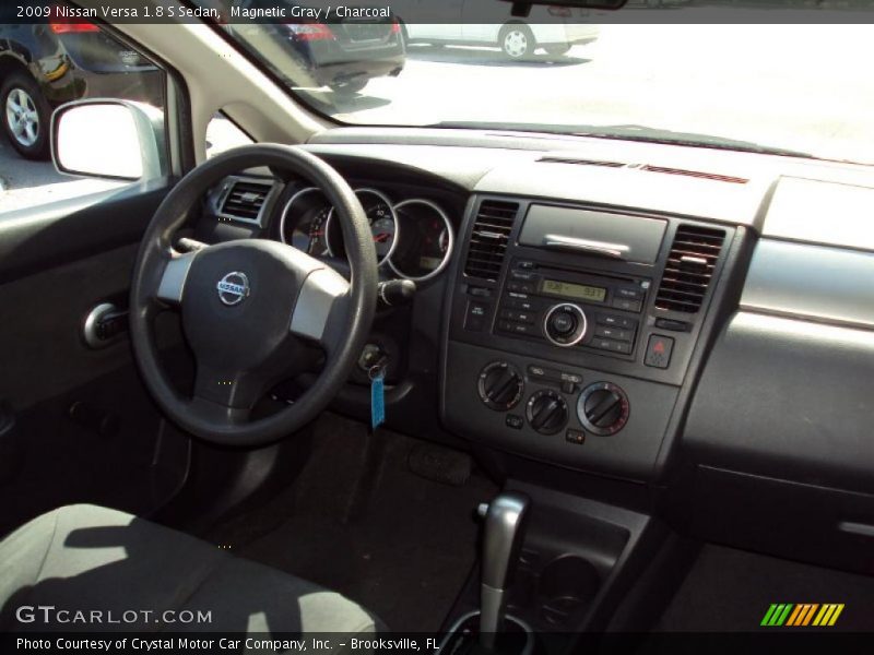 Magnetic Gray / Charcoal 2009 Nissan Versa 1.8 S Sedan
