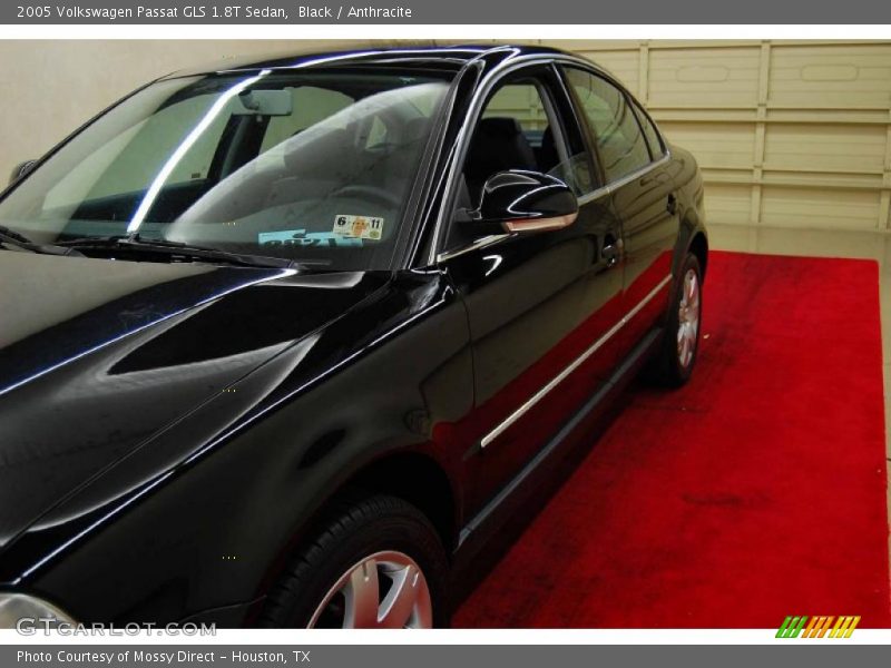 Black / Anthracite 2005 Volkswagen Passat GLS 1.8T Sedan