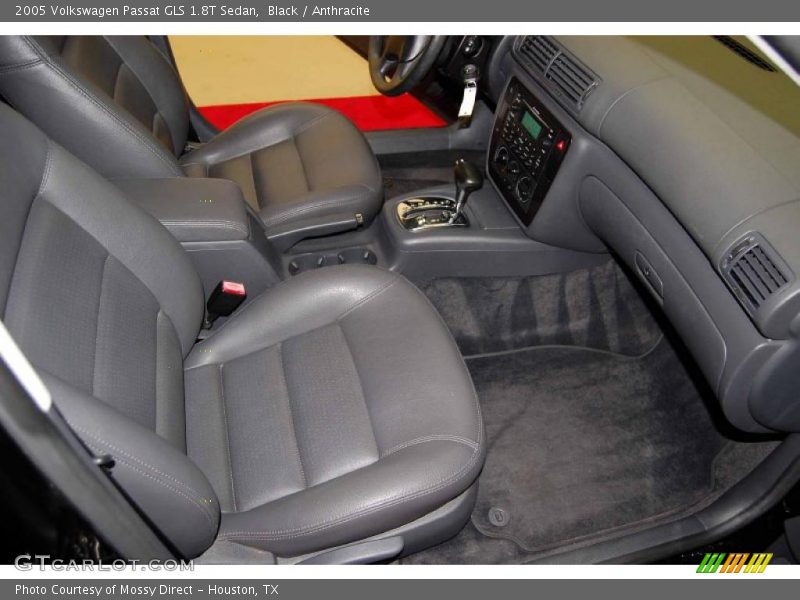 Black / Anthracite 2005 Volkswagen Passat GLS 1.8T Sedan