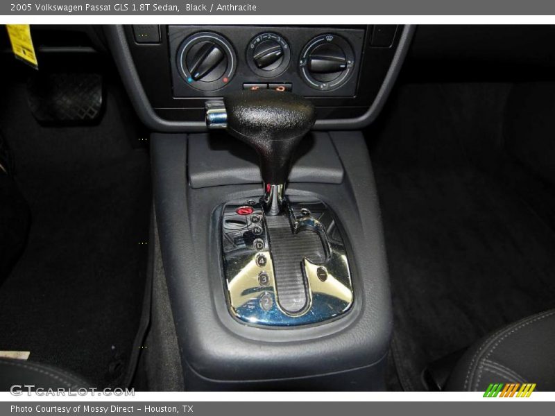 Black / Anthracite 2005 Volkswagen Passat GLS 1.8T Sedan