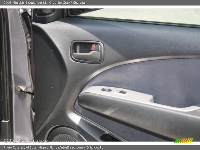 Graphite Gray / Charcoal 2005 Mitsubishi Outlander LS