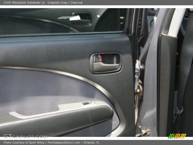 Graphite Gray / Charcoal 2005 Mitsubishi Outlander LS