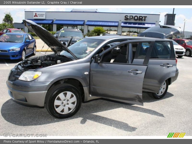 Graphite Gray / Charcoal 2005 Mitsubishi Outlander LS