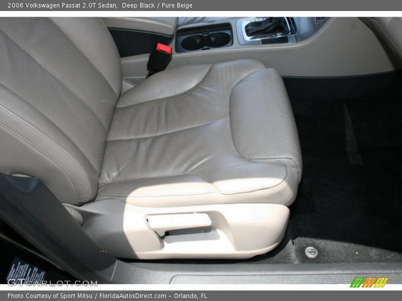 Deep Black / Pure Beige 2006 Volkswagen Passat 2.0T Sedan