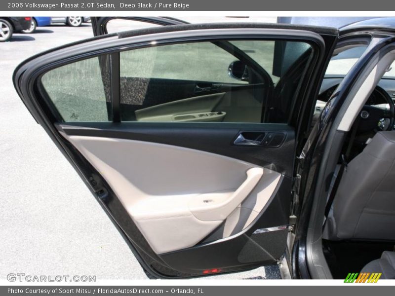 Deep Black / Pure Beige 2006 Volkswagen Passat 2.0T Sedan