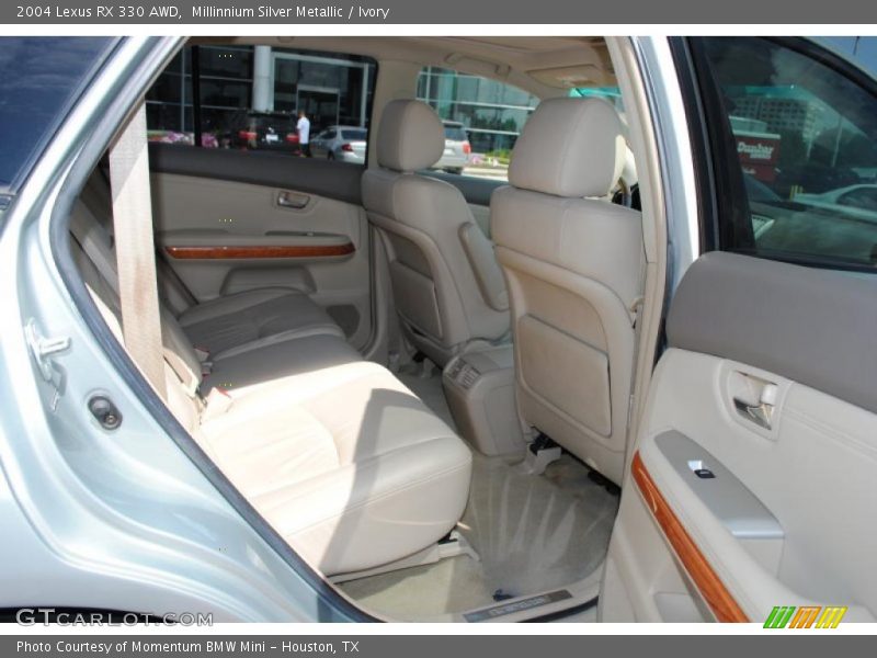 Millinnium Silver Metallic / Ivory 2004 Lexus RX 330 AWD