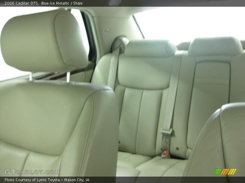 Blue Ice Metallic / Shale 2006 Cadillac DTS