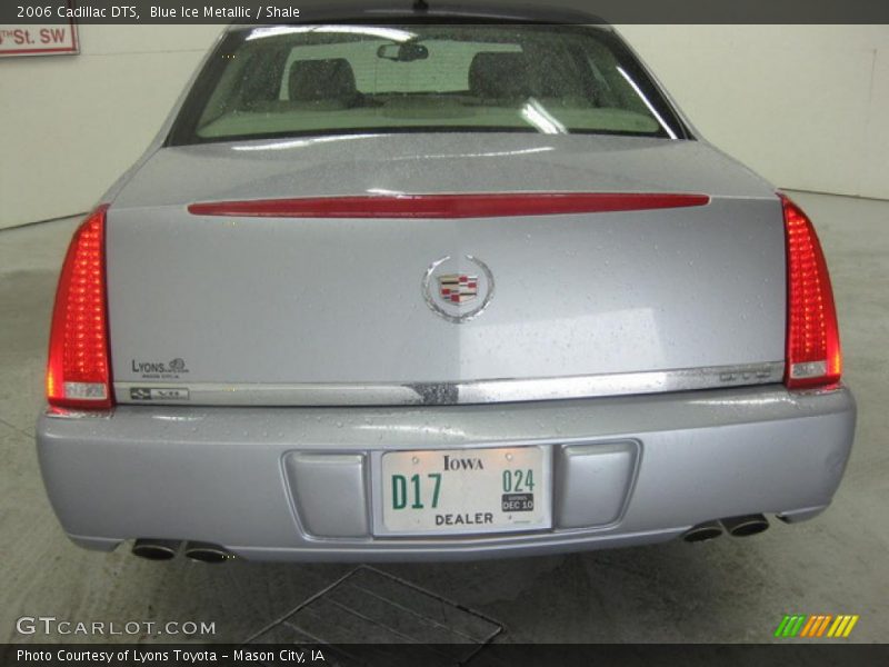 Blue Ice Metallic / Shale 2006 Cadillac DTS