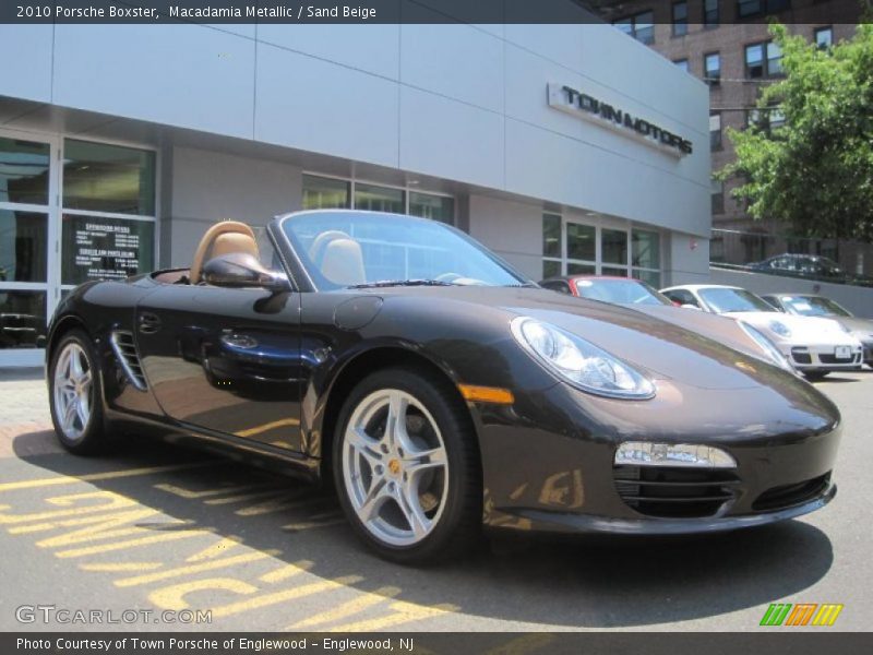 Macadamia Metallic / Sand Beige 2010 Porsche Boxster