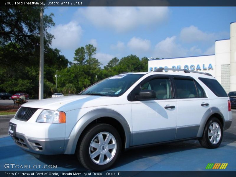 Oxford White / Shale 2005 Ford Freestyle SE