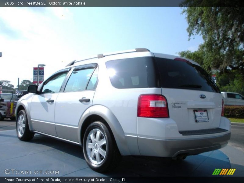 Oxford White / Shale 2005 Ford Freestyle SE