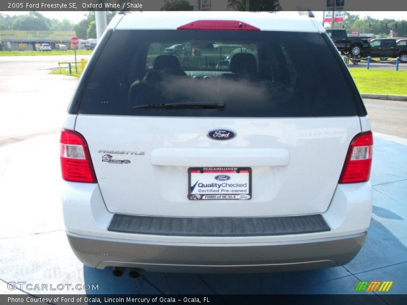 Oxford White / Shale 2005 Ford Freestyle SE