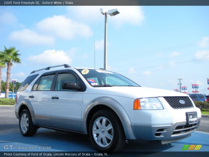 Oxford White / Shale 2005 Ford Freestyle SE