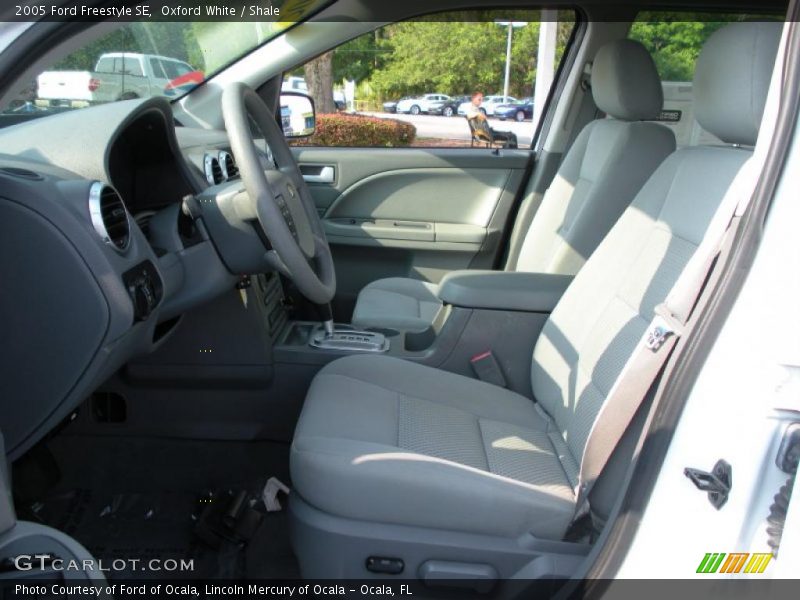 Oxford White / Shale 2005 Ford Freestyle SE