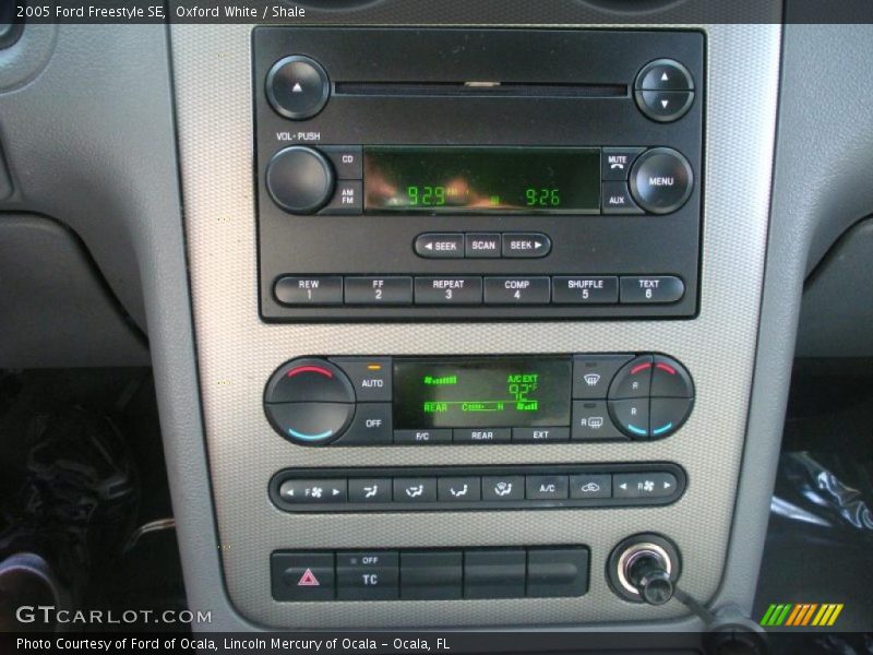 Oxford White / Shale 2005 Ford Freestyle SE