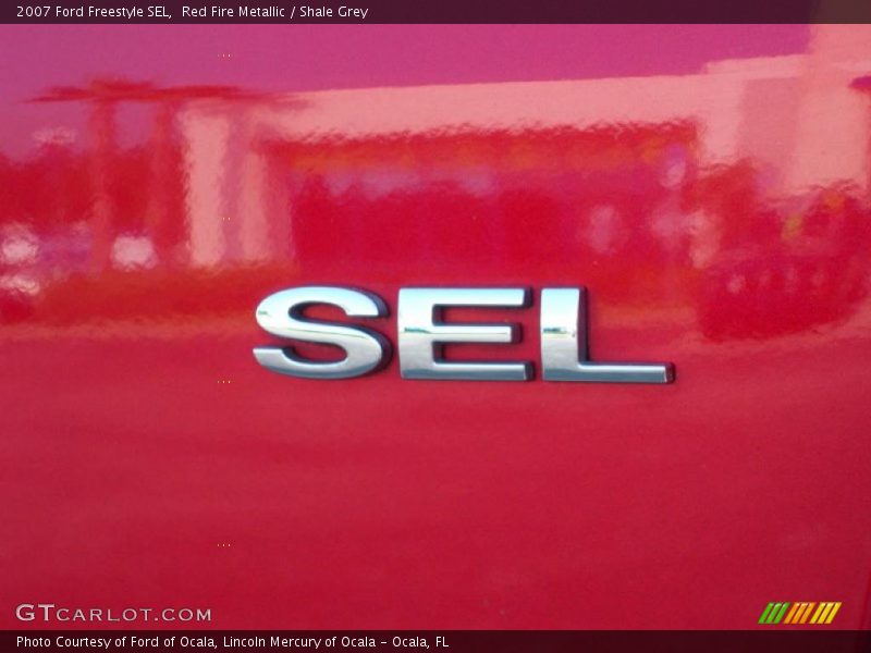 Red Fire Metallic / Shale Grey 2007 Ford Freestyle SEL