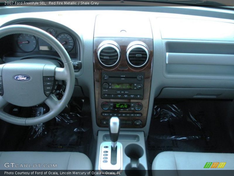 Red Fire Metallic / Shale Grey 2007 Ford Freestyle SEL