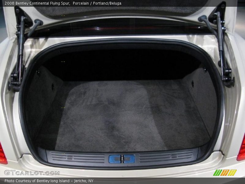Porcelain / Portland/Beluga 2008 Bentley Continental Flying Spur