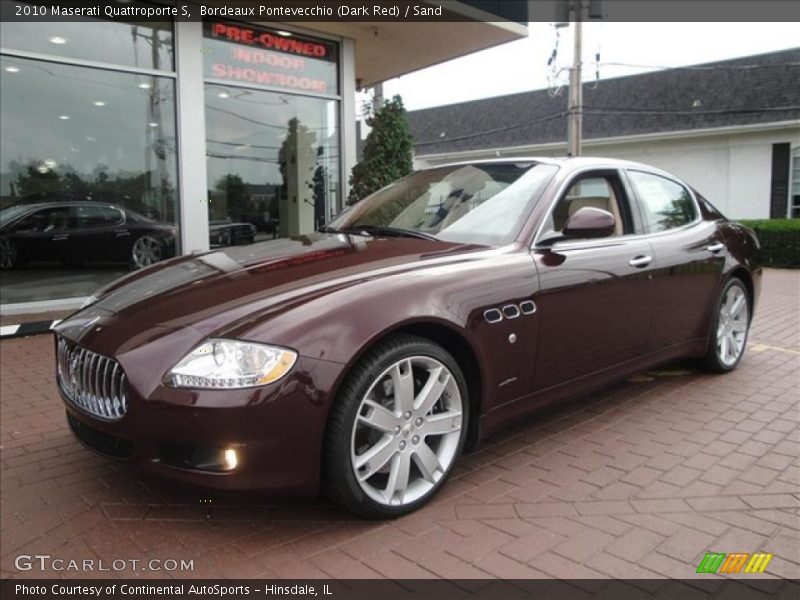 Bordeaux Pontevecchio (Dark Red) / Sand 2010 Maserati Quattroporte S