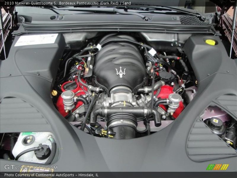 Bordeaux Pontevecchio (Dark Red) / Sand 2010 Maserati Quattroporte S