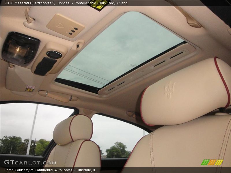 Bordeaux Pontevecchio (Dark Red) / Sand 2010 Maserati Quattroporte S