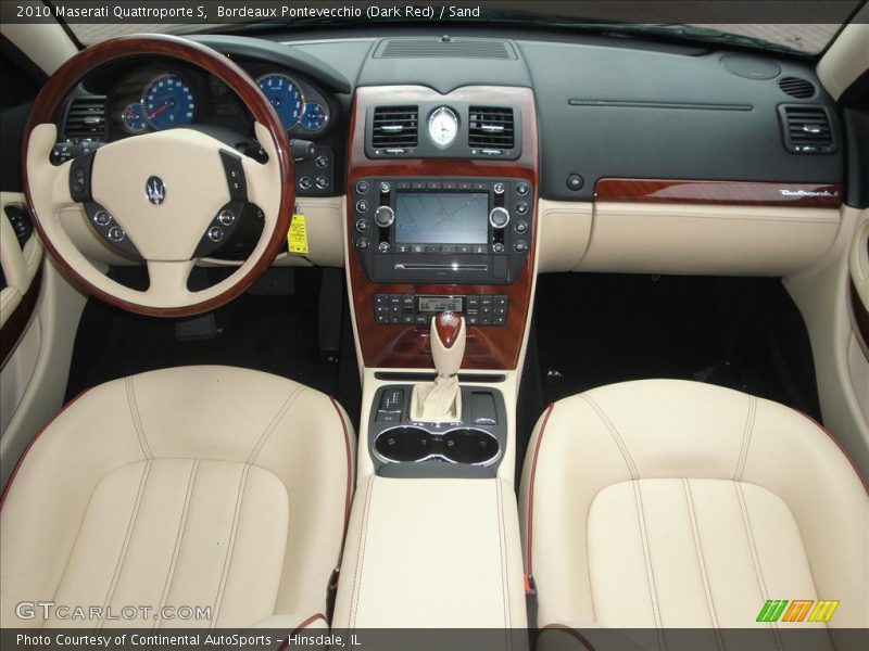 Bordeaux Pontevecchio (Dark Red) / Sand 2010 Maserati Quattroporte S