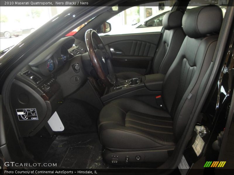 Nero (Black) / Nero 2010 Maserati Quattroporte