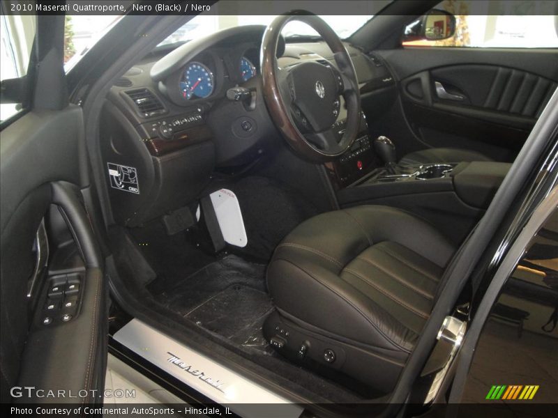 Nero (Black) / Nero 2010 Maserati Quattroporte
