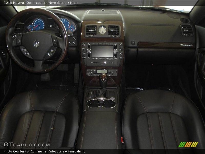 Nero (Black) / Nero 2010 Maserati Quattroporte