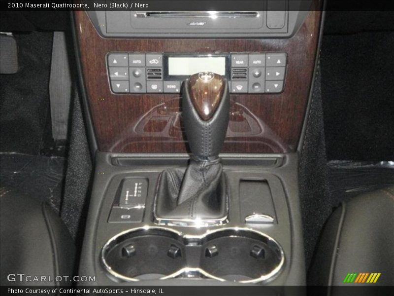 Nero (Black) / Nero 2010 Maserati Quattroporte