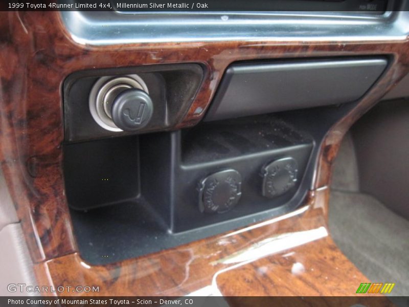 Millennium Silver Metallic / Oak 1999 Toyota 4Runner Limited 4x4