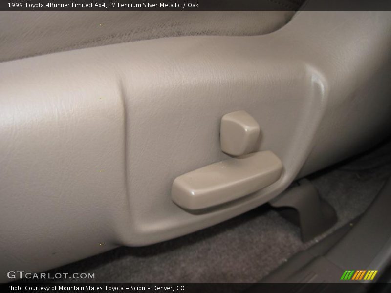 Millennium Silver Metallic / Oak 1999 Toyota 4Runner Limited 4x4