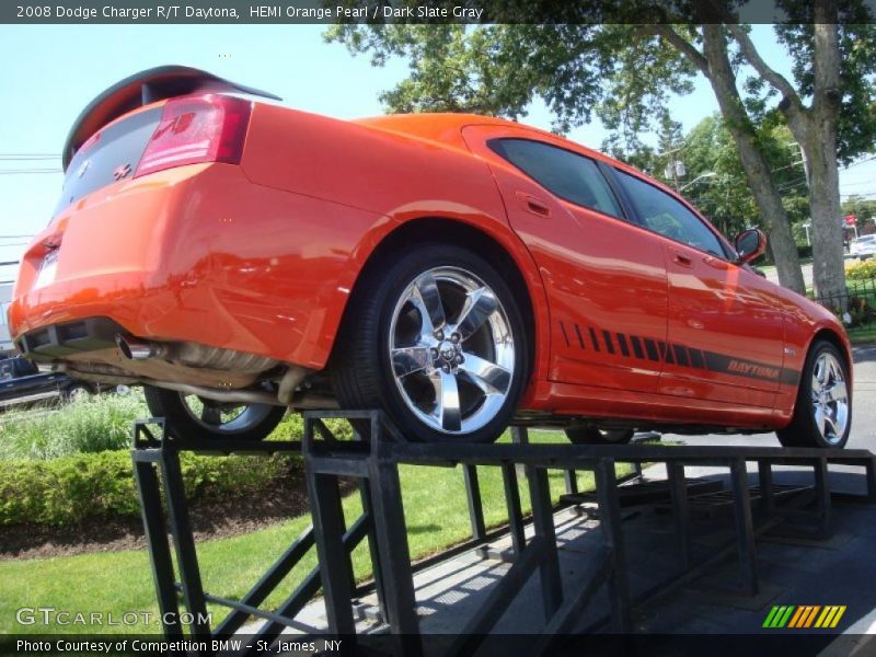 HEMI Orange Pearl / Dark Slate Gray 2008 Dodge Charger R/T Daytona