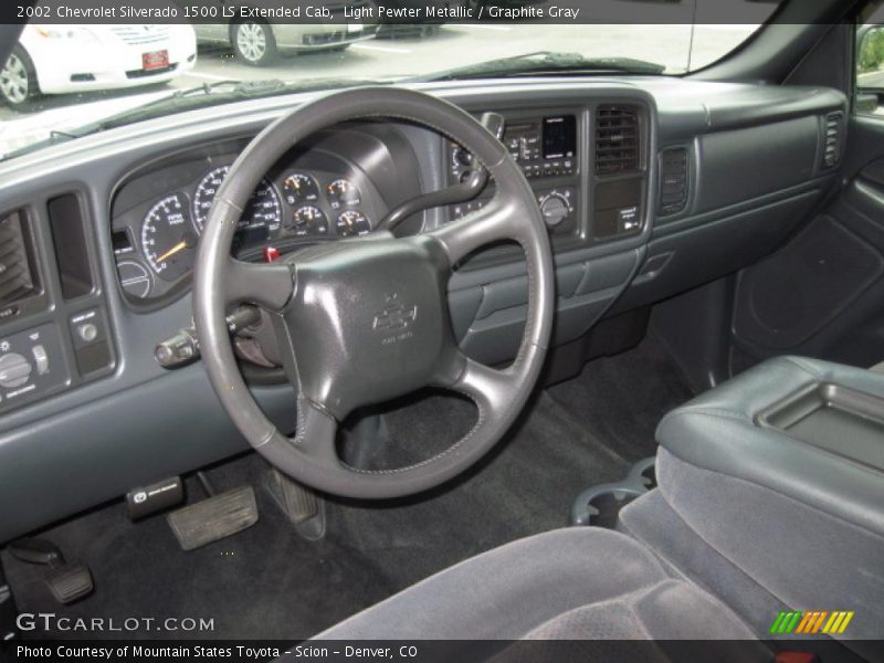Light Pewter Metallic / Graphite Gray 2002 Chevrolet Silverado 1500 LS Extended Cab