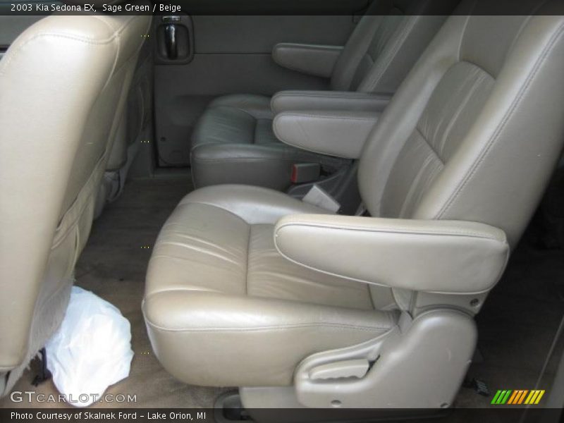 Sage Green / Beige 2003 Kia Sedona EX