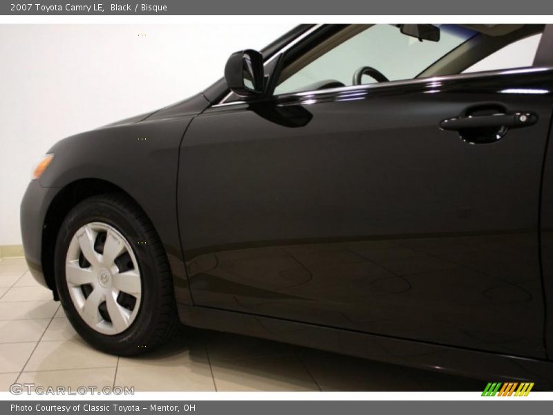 Black / Bisque 2007 Toyota Camry LE