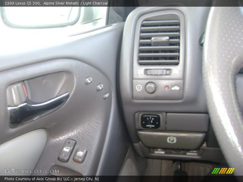 Alpine Silver Metallic / Light Charcoal 1999 Lexus GS 300