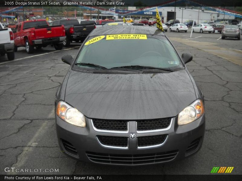 Graphite Metallic / Dark Slate Gray 2005 Dodge Stratus SXT Sedan