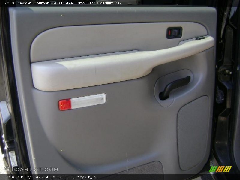 Onyx Black / Medium Oak 2000 Chevrolet Suburban 1500 LS 4x4