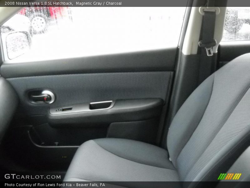 Magnetic Gray / Charcoal 2008 Nissan Versa 1.8 SL Hatchback