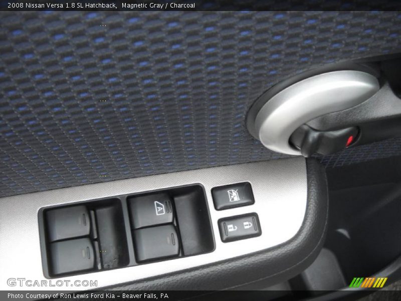 Magnetic Gray / Charcoal 2008 Nissan Versa 1.8 SL Hatchback