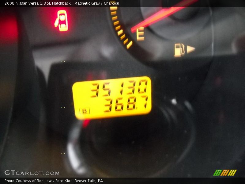 Magnetic Gray / Charcoal 2008 Nissan Versa 1.8 SL Hatchback